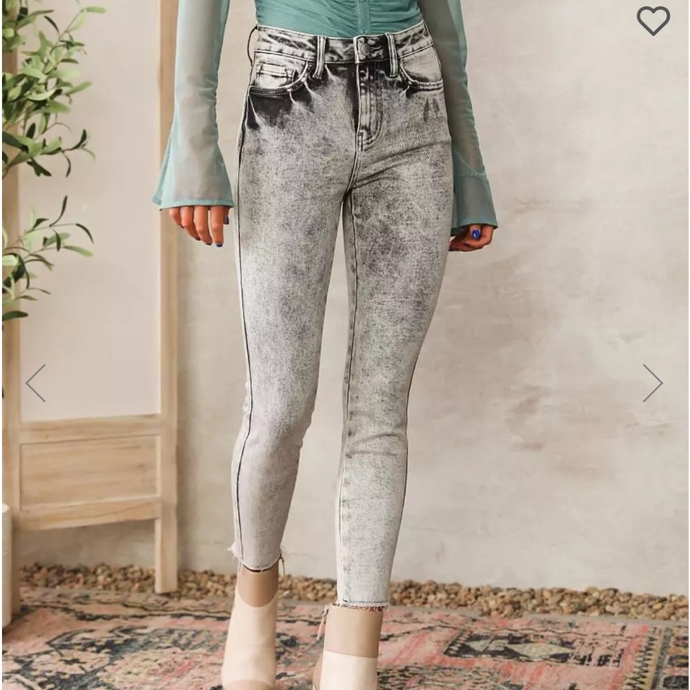 Flying Monkey Cloudy Ankle Skinny Jean